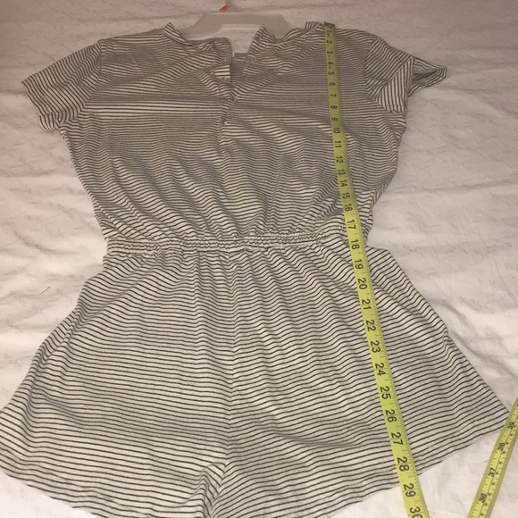 Romper w Grey Stripes - Picture 2 of 8
